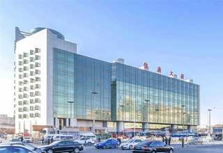 开动坦克模型国防教育军事模型军事模型出租